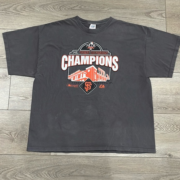 Vintage SF Giants 2010 West Division Champs T-shirt. 100% Cotton Men XXL. Sharp! - Picture 1 of 8
